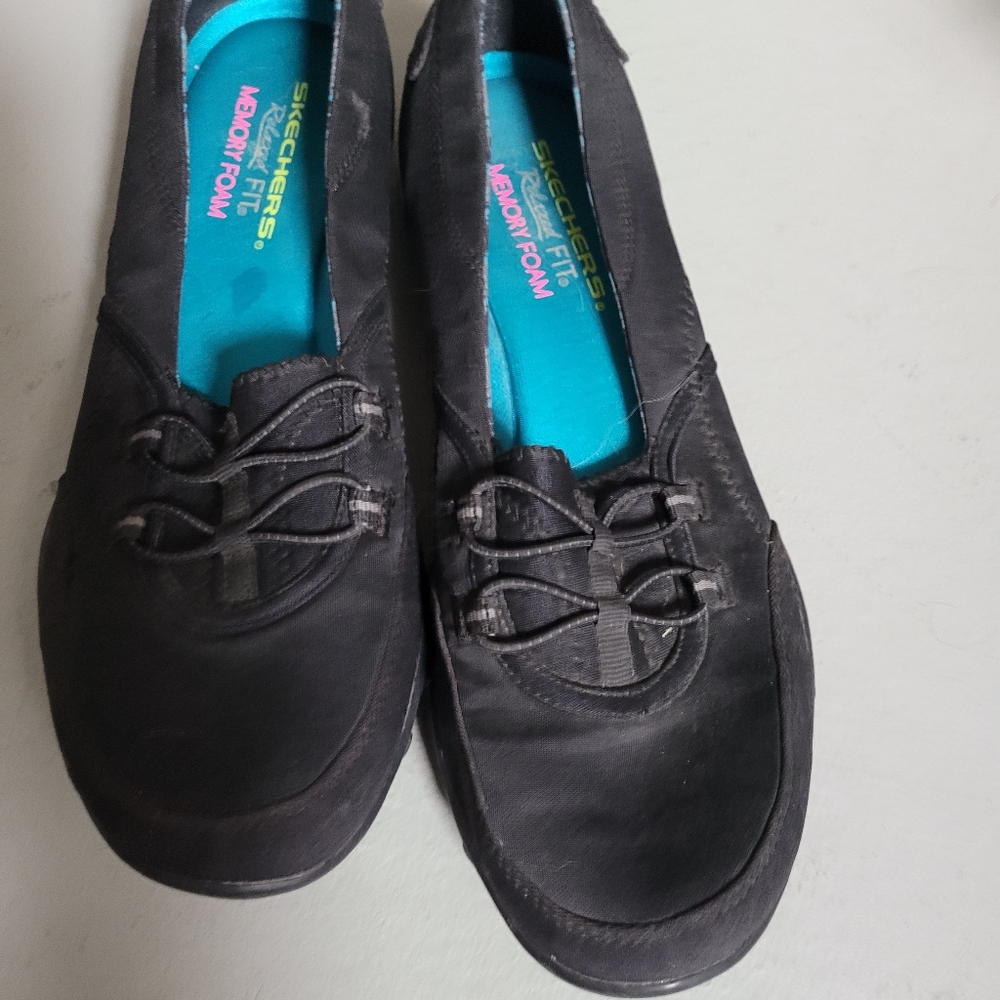 Womans Skechers relax Fit memory foam
